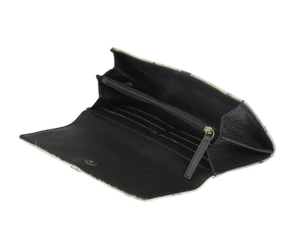 WHITE ALONE WALLET
